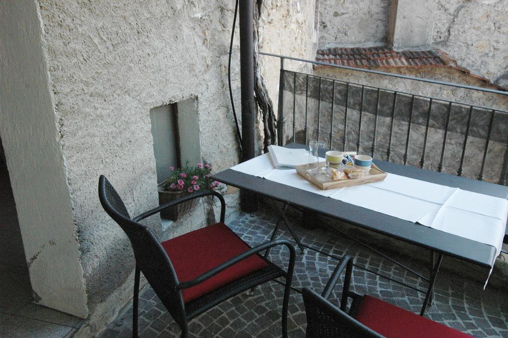 Casa Calvola Holiday Home Tenno Ruang foto