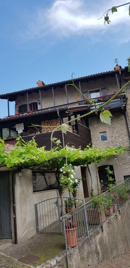 Casa Calvola Holiday Home Tenno Bagian luar foto
